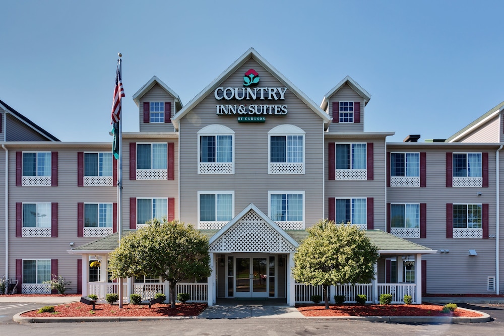 Country Inn & Suites by Radisson, Big Flats (Elmira), NY in Horseheads