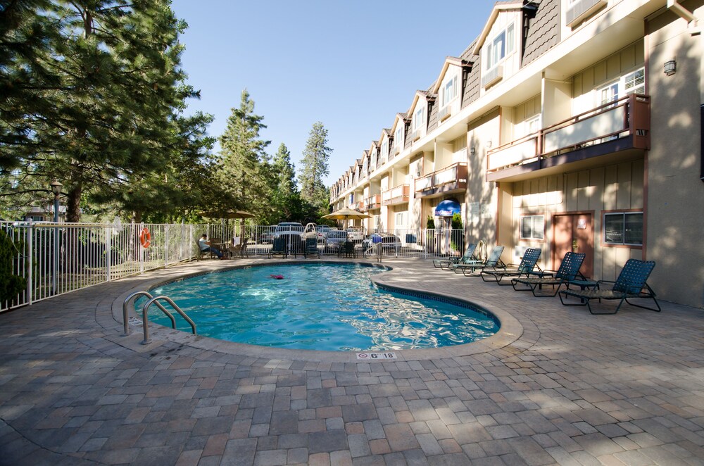 Children's play area - outdoor, Quality Inn South Lake Tahoe