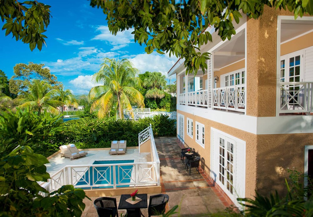 Sandals Ochi - ALL INCLUSIVE Couples Only, Montego Bay: Room Prices & Reviews | Travelocity