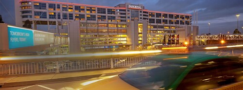 Melbourne Airport Mel Accommodation 1131 Hotels In Parkroyal Melbourne Airport