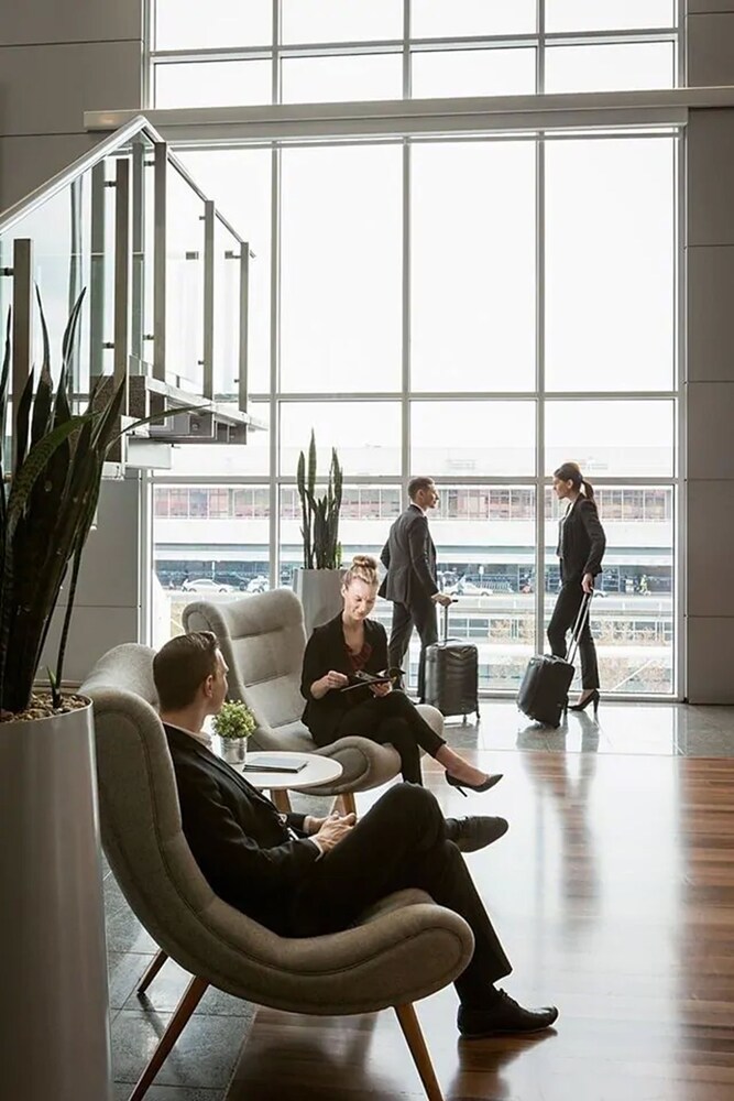 PARKROYAL Melbourne Airport