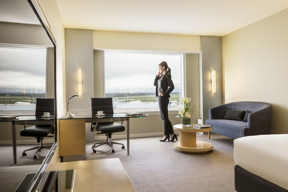 PARKROYAL Melbourne Airport