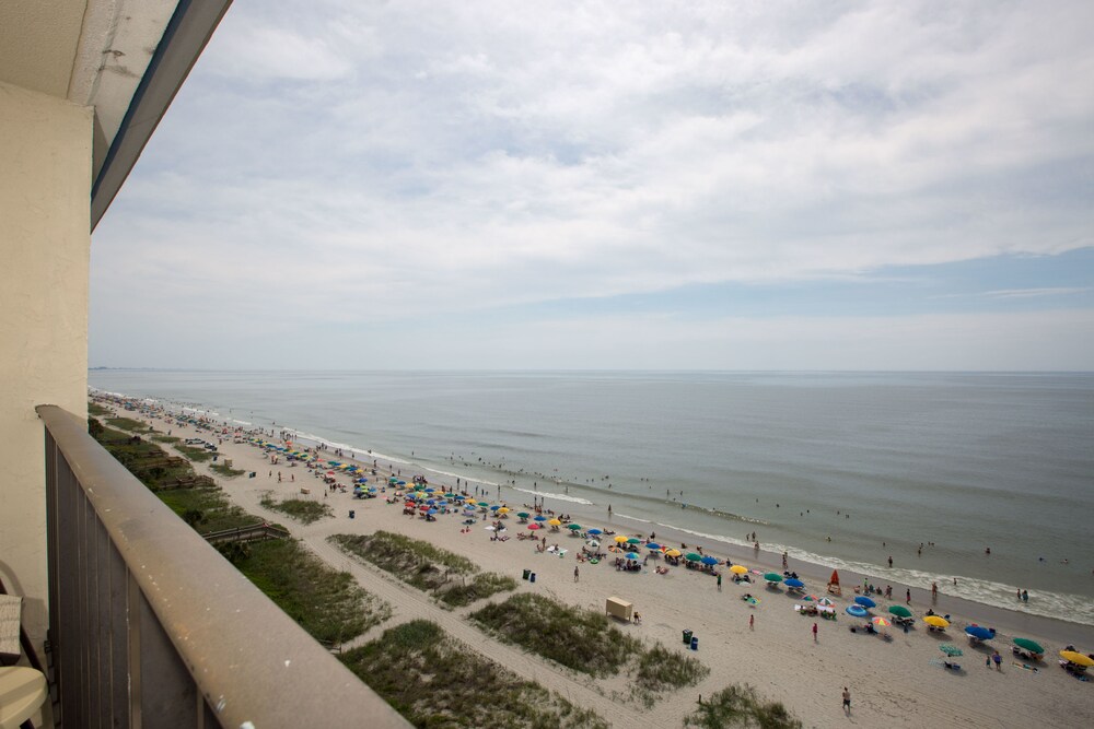 Carolinian Beach Resort By Oceana Resorts In Myrtle Beach