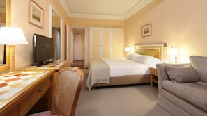 Literie hypoallergénique, minibar, coffre-forts dans les chambres