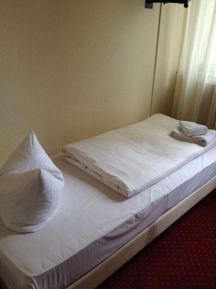 Photo - Domo Hotel Mondial