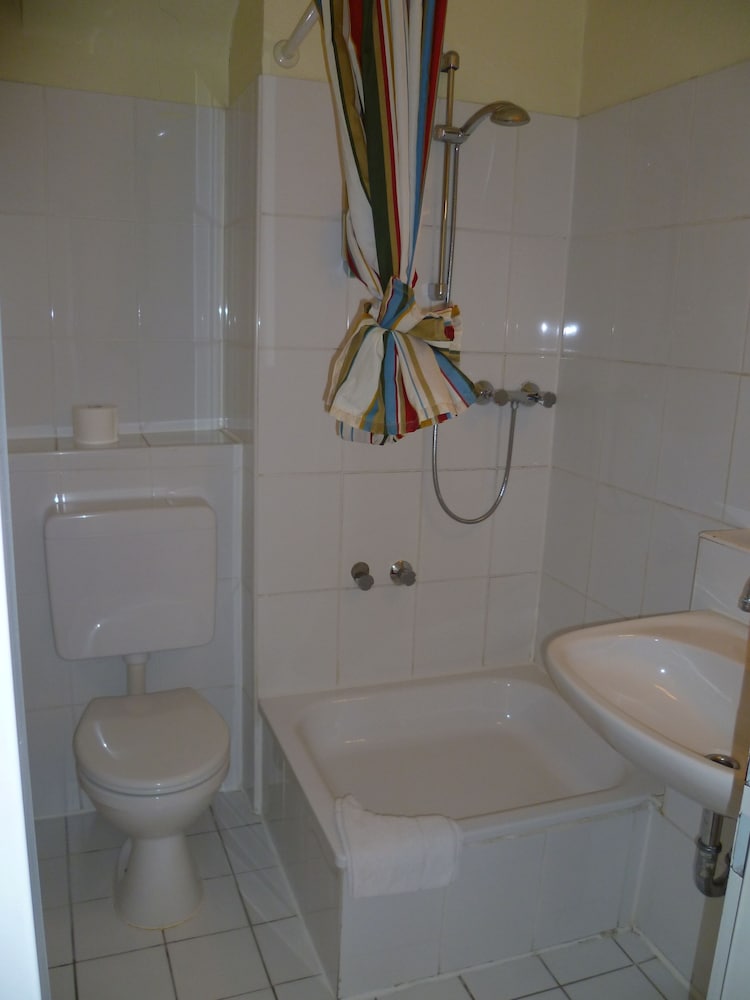 Photo - Domo Hotel Mondial