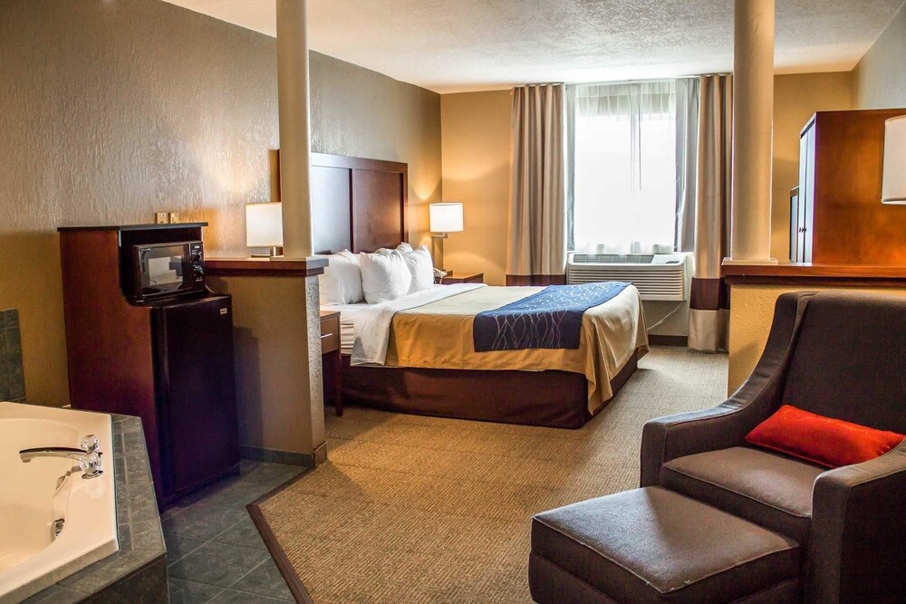 Comfort Inn & Suites