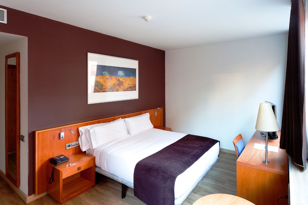 Hotel AA Viladomat by Silken