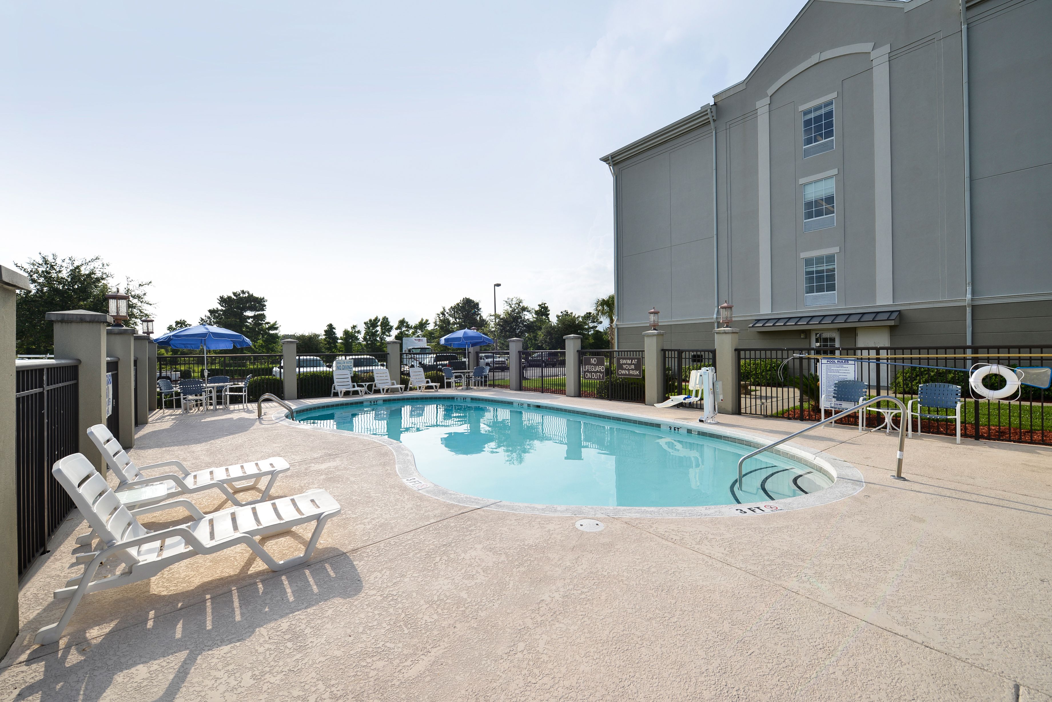 Comfort Suites Myrtle Beach Central In Myrtle Beach Sc Expedia