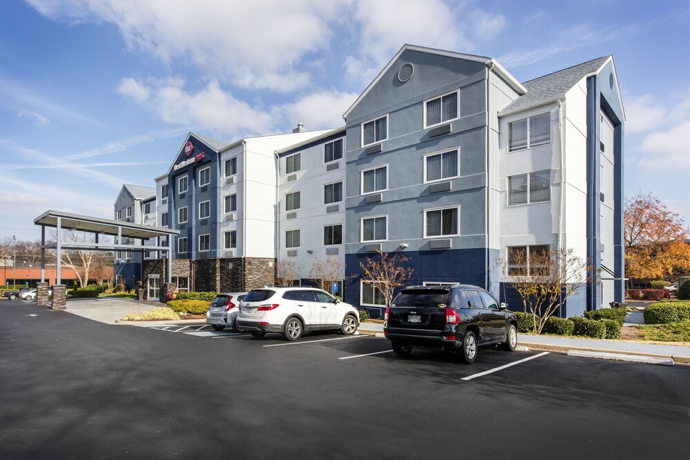 Best Western Plus Nashville Airport Hotel 2018 Room Prices Deals Exterior Featured Image