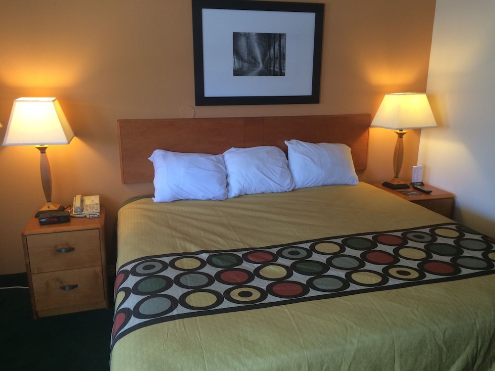 Room, Super 8 by Wyndham Westlake/Cleveland