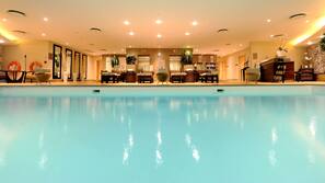 Piscina interna
