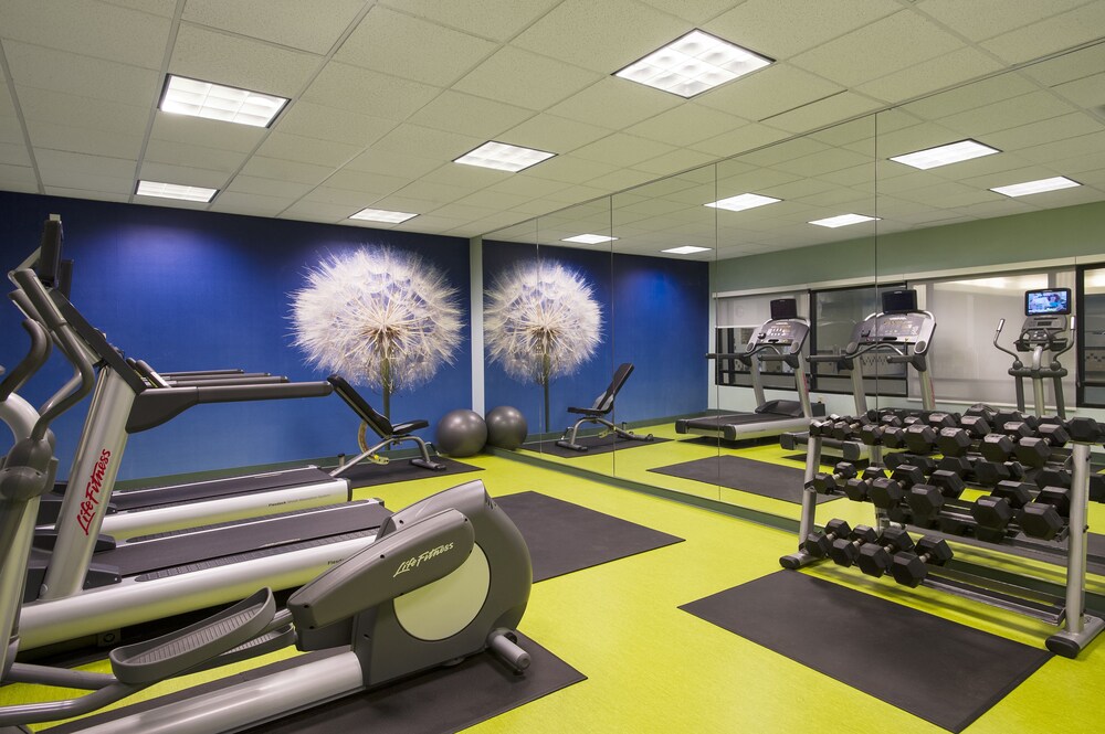 Fitness facility, Springhill Suites by Marriott Lawrence