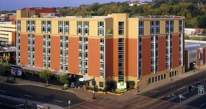 Holiday Inn St. Paul Downtown, an IHG Hotel