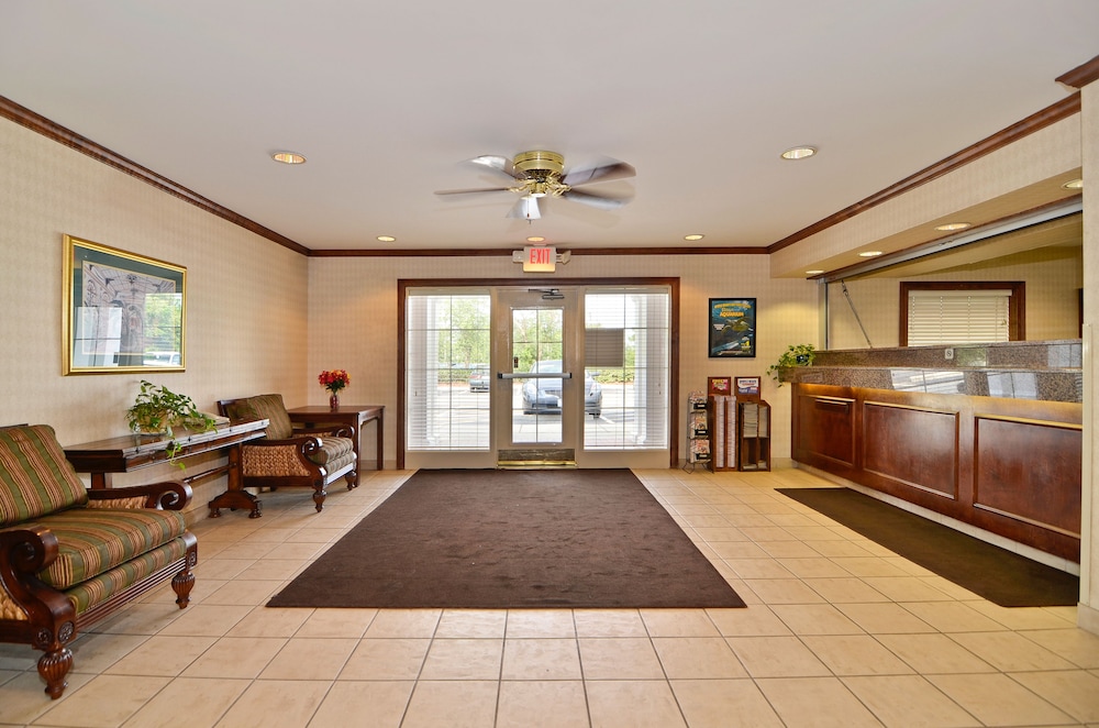Suburban Extended Stay Of Myrtle Beach 2018 Room Prices 50 Deals Featured Image Lobby