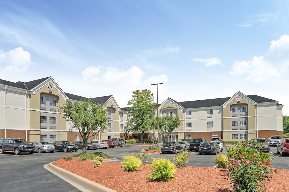 Candlewood Suites Huntersville, an IHG Hotel