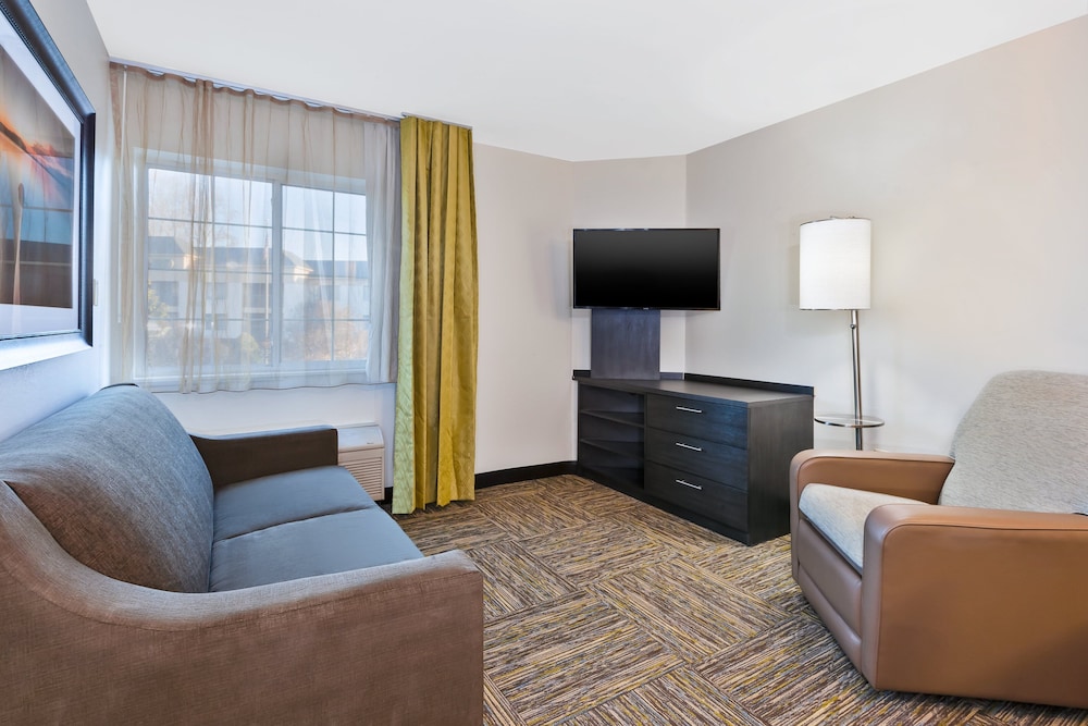 Candlewood Suites Huntersville, an IHG Hotel