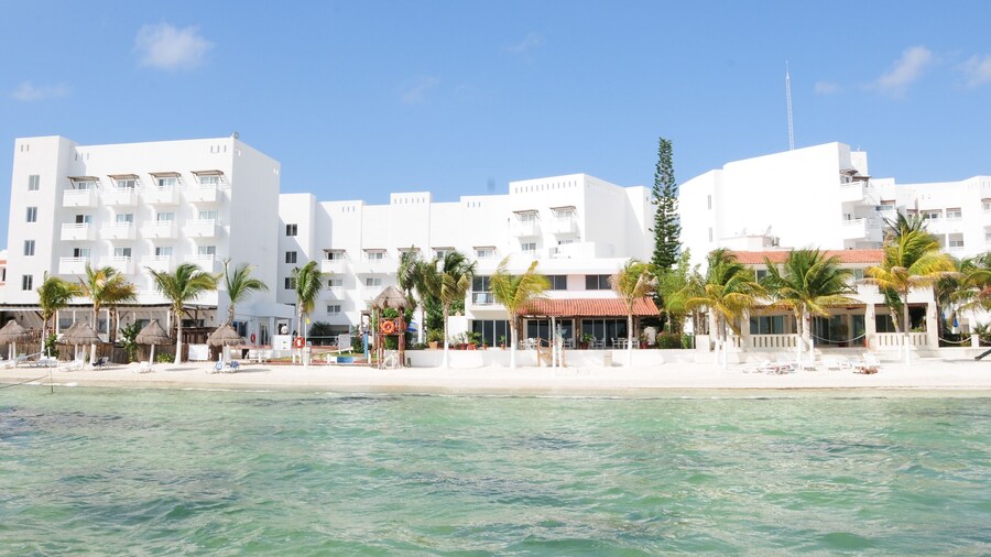 Ocean View Cancun Arenas