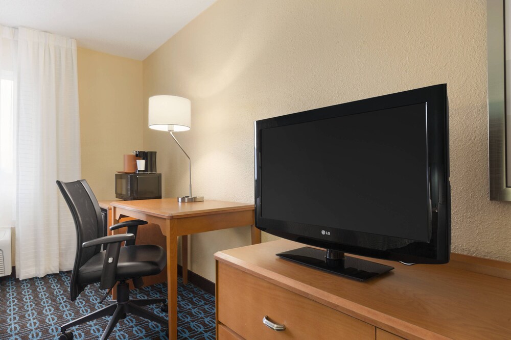 Fairfield Inn & Suites Saginaw