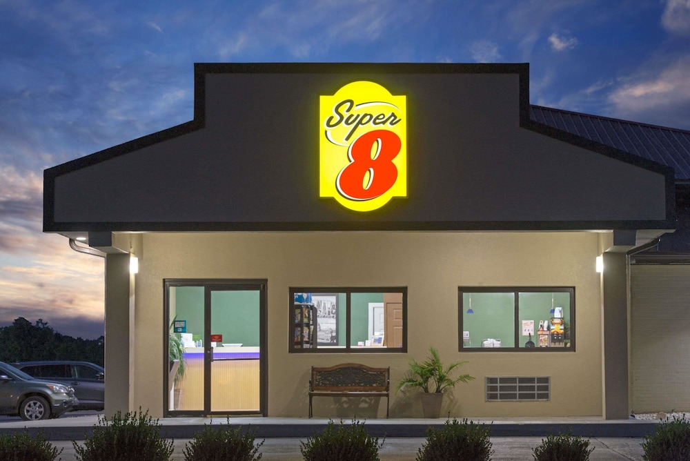 Exterior, Super 8 by Wyndham Greencastle