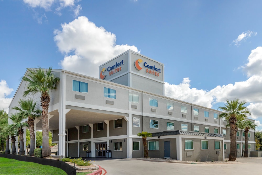 Comfort Suites Airport North San Antonio Usa Aarp Travel Center