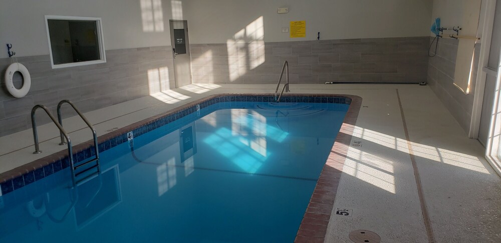 Indoor pool, Super 8 by Wyndham Amarillo West