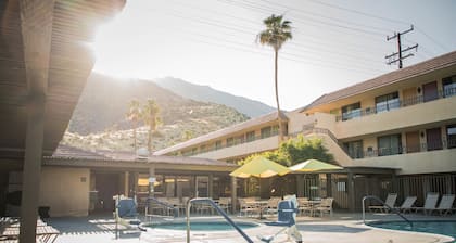 Vagabond Motor Hotel