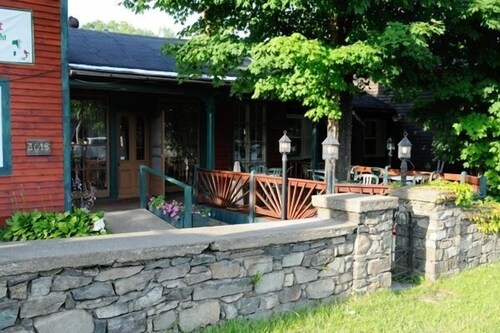 La Perla Restaurante At The Gregory House In Averill Park Ny Expedia