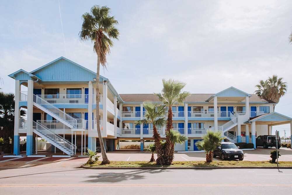 Scottish Inns and Suites - Near Kemah Boardwalk