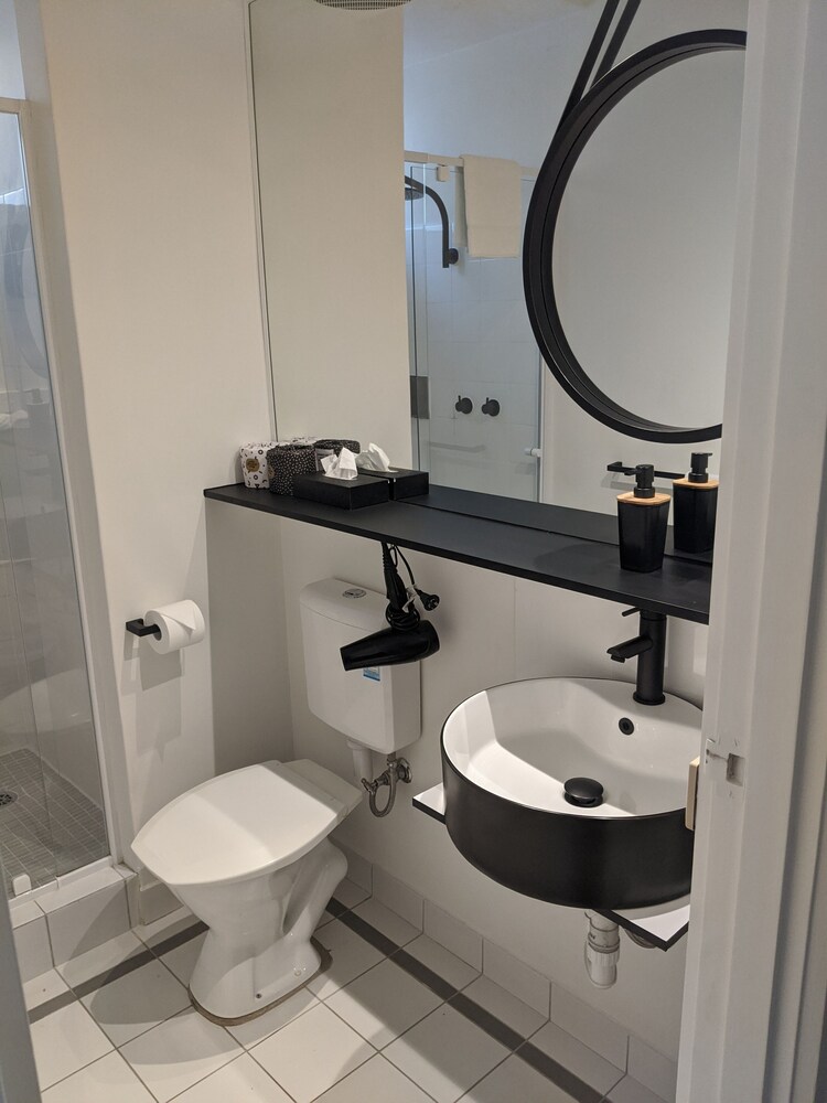 Bathroom, Davis Avenue Apartments