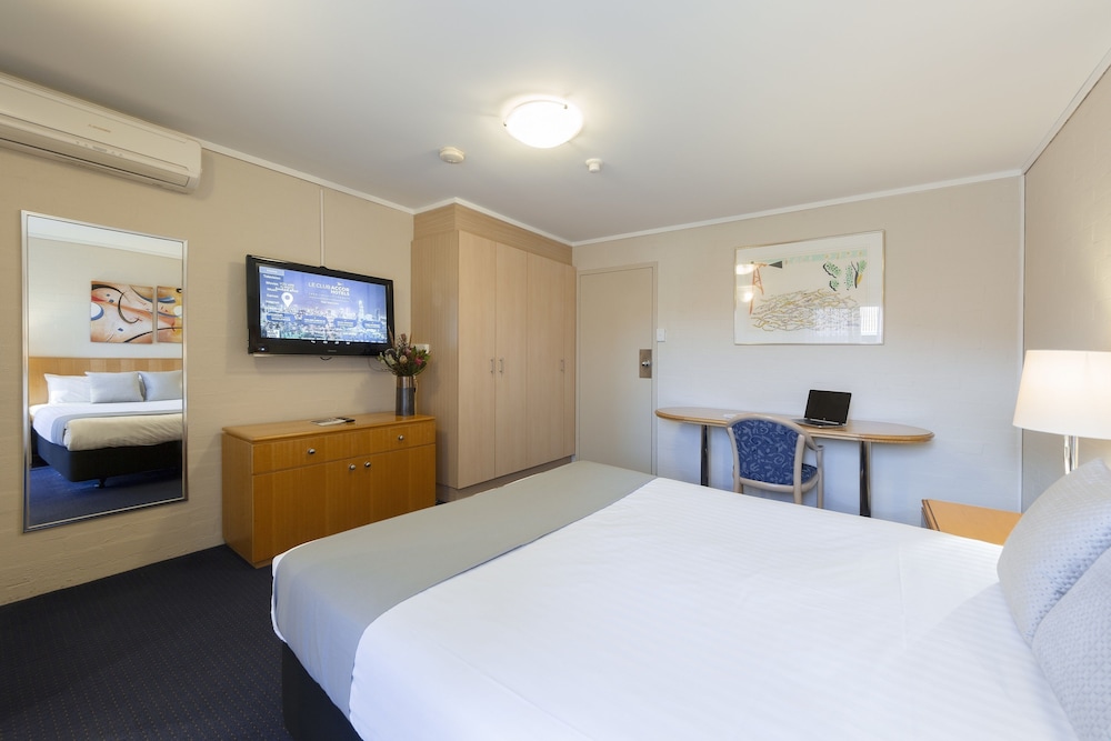 ibis Styles Canberra