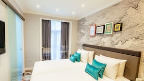 In-room safe, iron/ironing board, free WiFi, linens