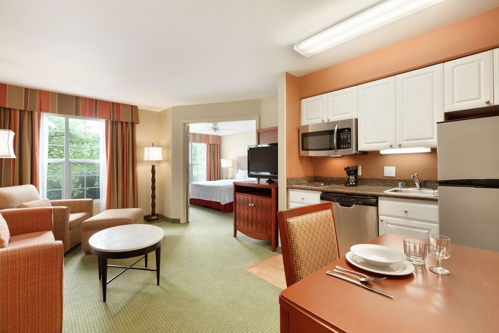 Homewood Suites by Hilton Vancouver-Portland