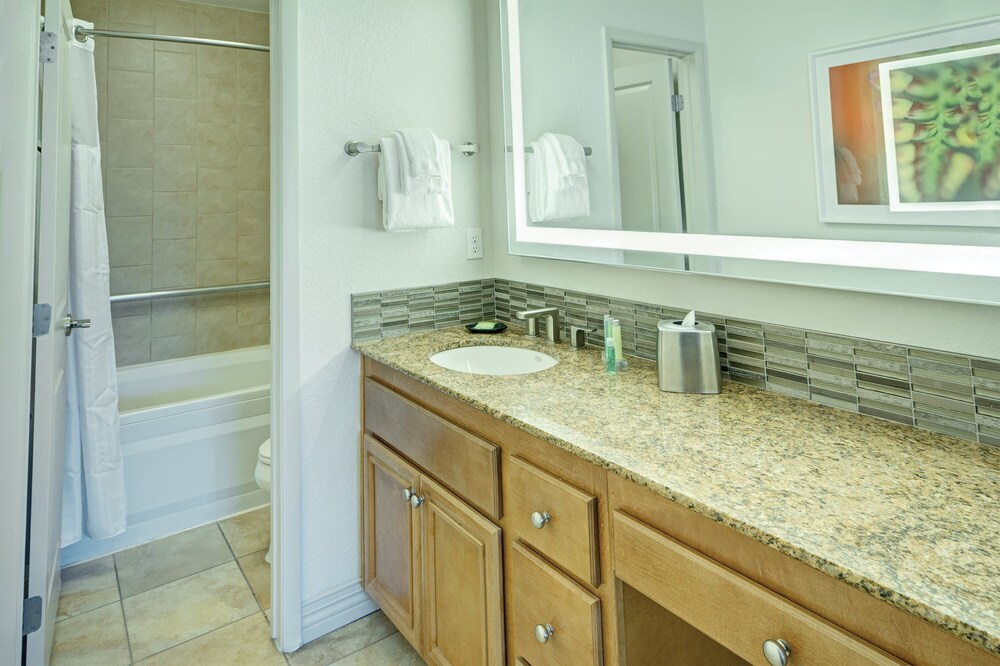 Bathroom, Desert Rose Resort