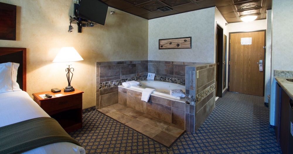 Room, Miles City Hotel & Suites