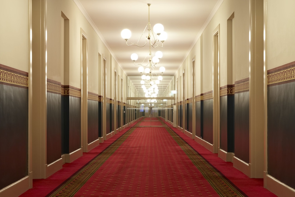 Hallway, Grand Hotel Melbourne