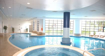 Five Lakes Resort