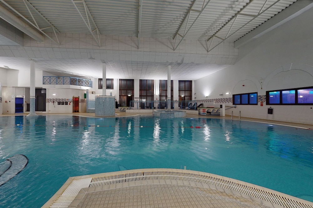 Indoor pool, Village Hotel Leeds North