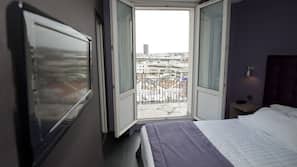 Select Comfort beds, minibar, in-room safe, desk