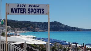 Private beach nearby, sun-loungers, beach umbrellas