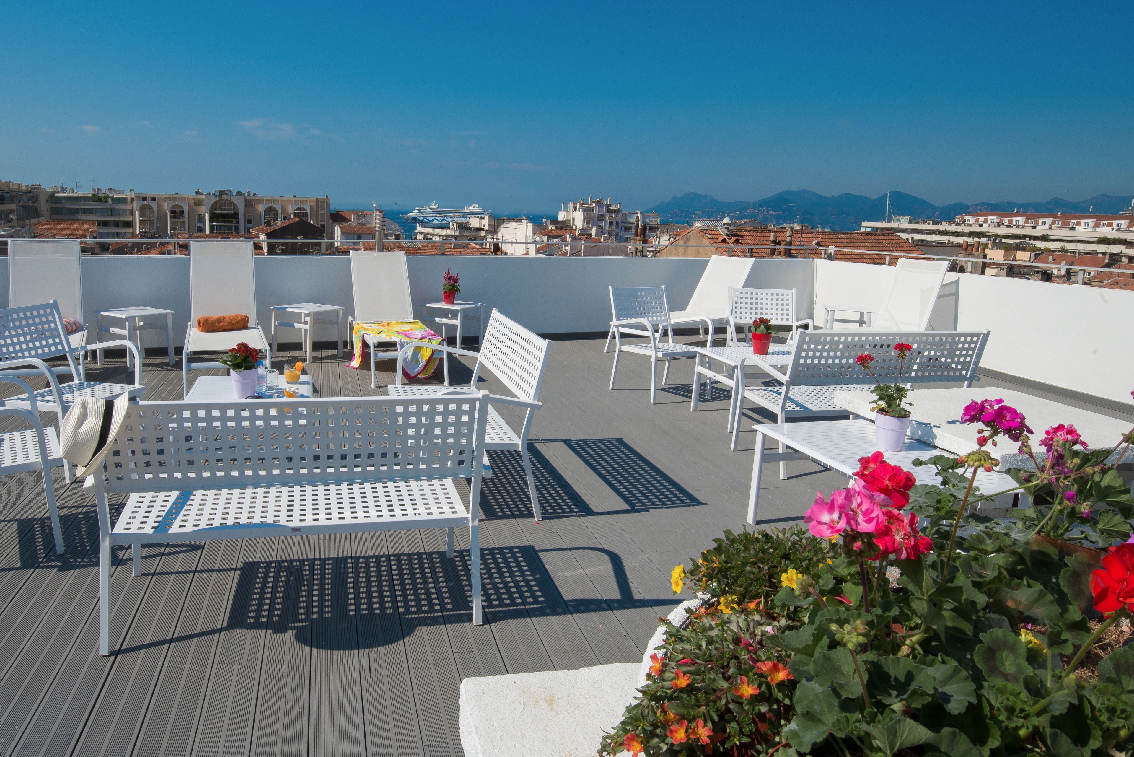 Hôtel De France in Cannes, France