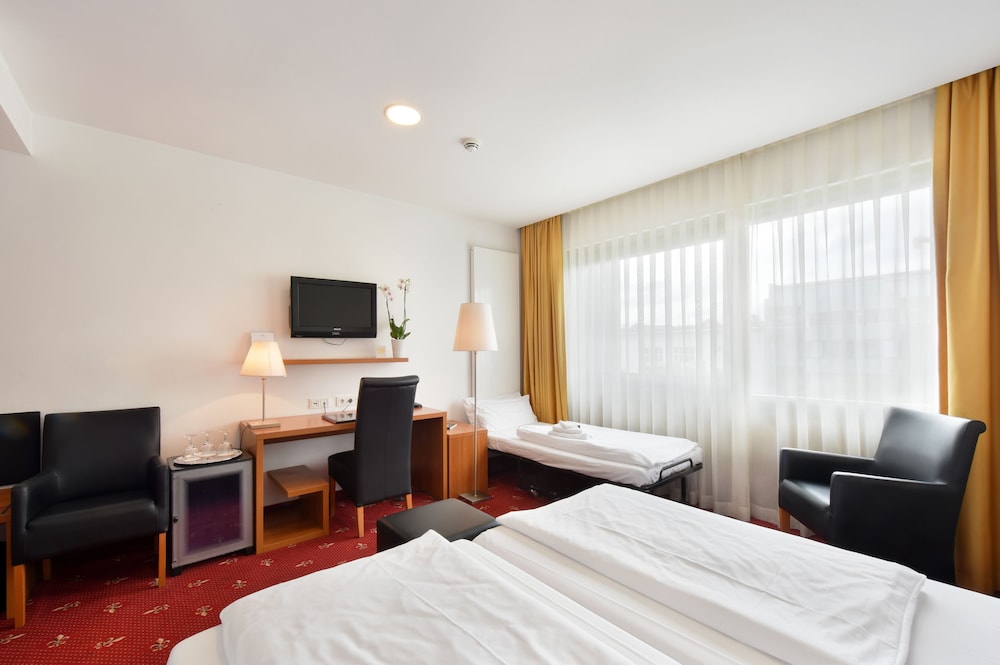 Hotel California Berlin Expedia Hotel California Berlin Expedia