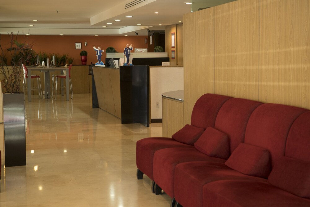 Ramada by Wyndham Hola Culiacan