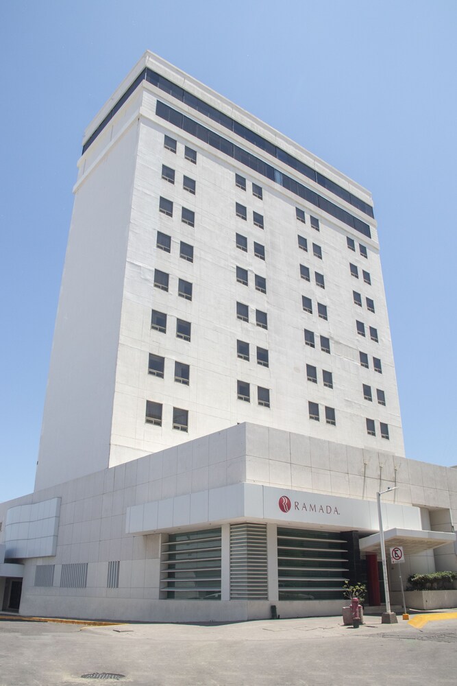 Ramada by Wyndham Hola Culiacan