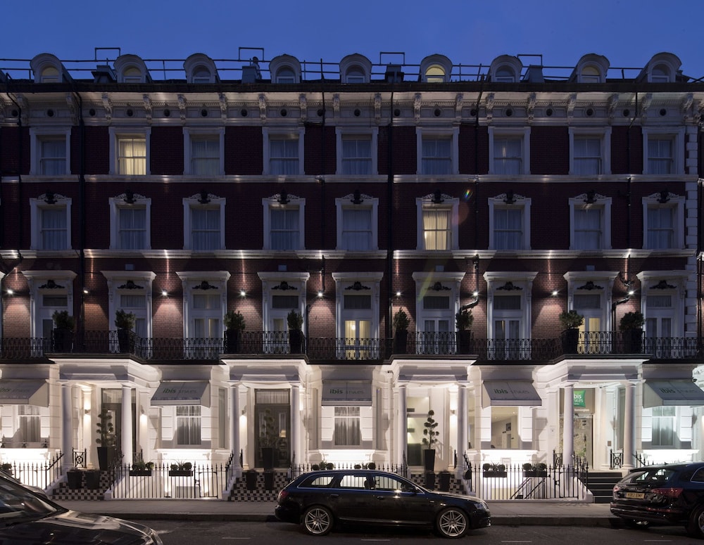 Front of property - evening/night, Heeton Concept Hotel Kensington