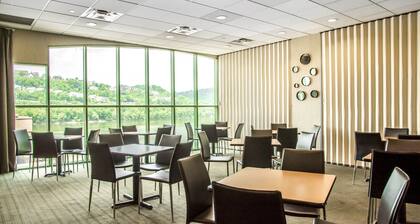 Fairfield Inn & Suites by Marriott Newport