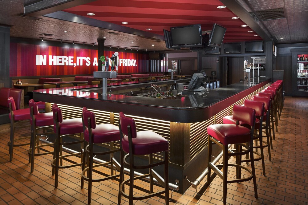 Courtyard by Marriott Chicago Midway Airport
