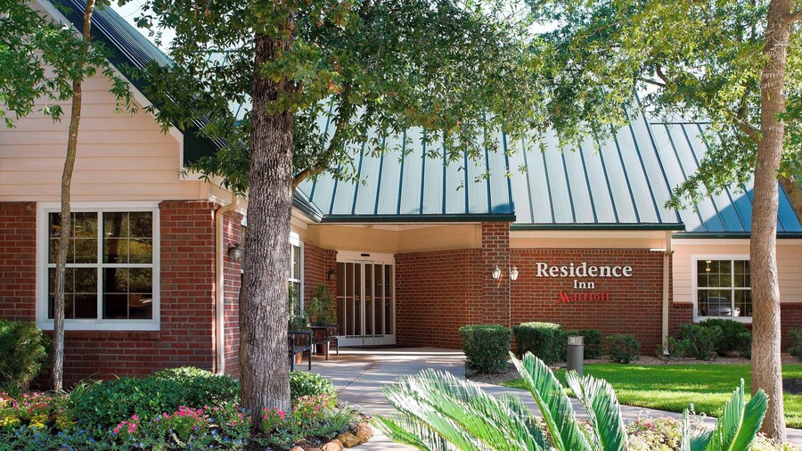 Residence Inn Houston The Woodlands / Lake Front Circle