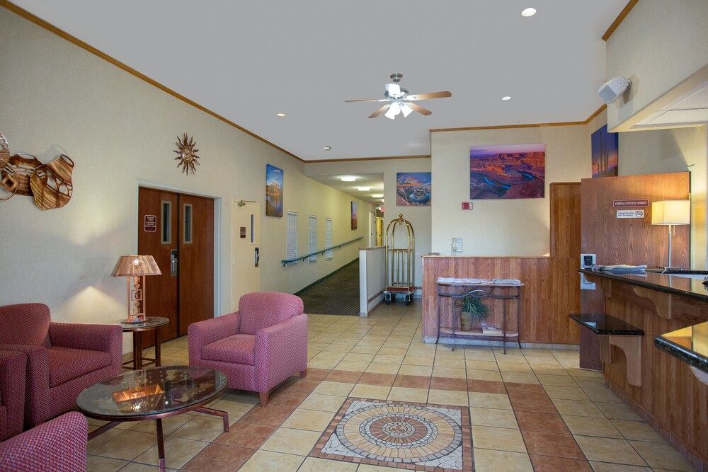 Vagabond Inn Executive - Green Valley