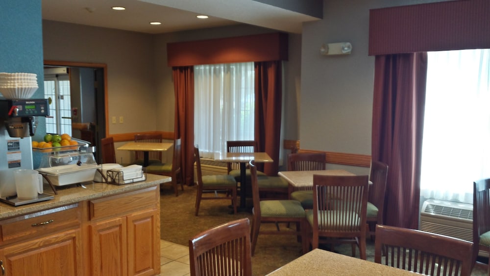 Country Inn & Suites by Radisson, Minneapolis/Shakopee, MN